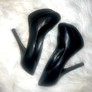 Bebe/size 9/platform heels/black
